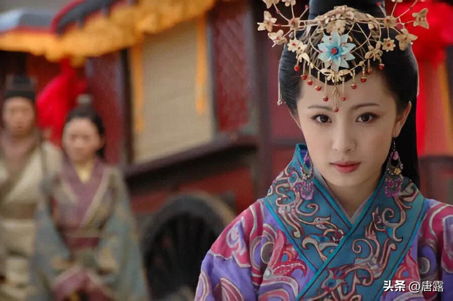 杨幂演技转型_娱乐圈小说有杨幂_85花现状分析