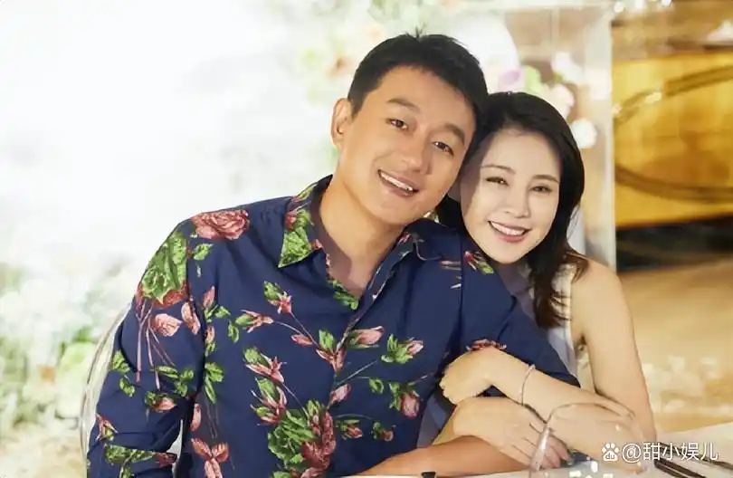 娱乐圈夫妻有哪些照片_陆毅鲍蕾爱情故事_陆毅鲍蕾婚礼