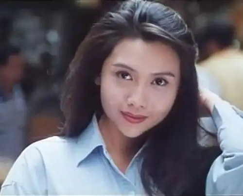 周星驰搭档过的女明星_周星驰电影女演员_90年代香港电影美女